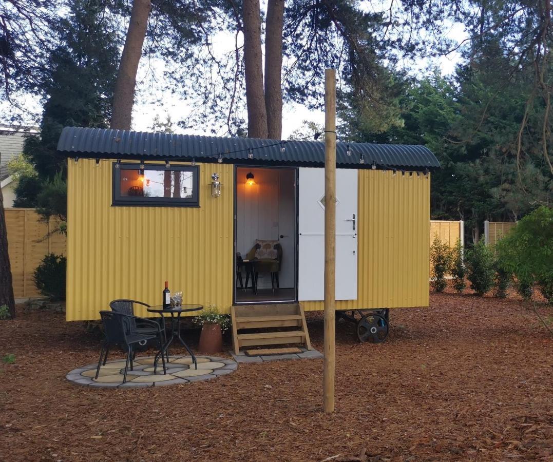 Casa de Férias Forest Heath Shepherd's Huts *